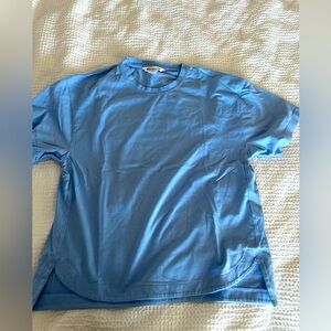 Athleta tee excellent condition XS